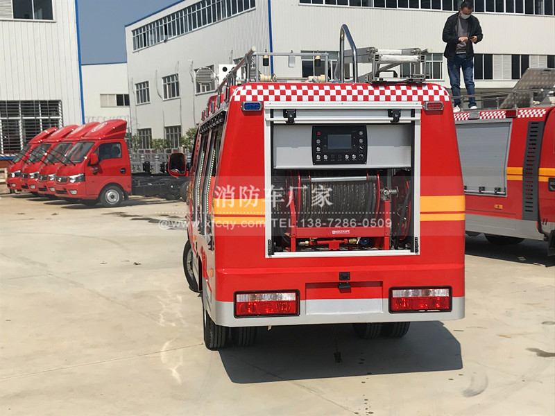 �|�L(f��ng)����С�ͼ�(x��)ˮ�F����܇���M(j��n)�ڱá�