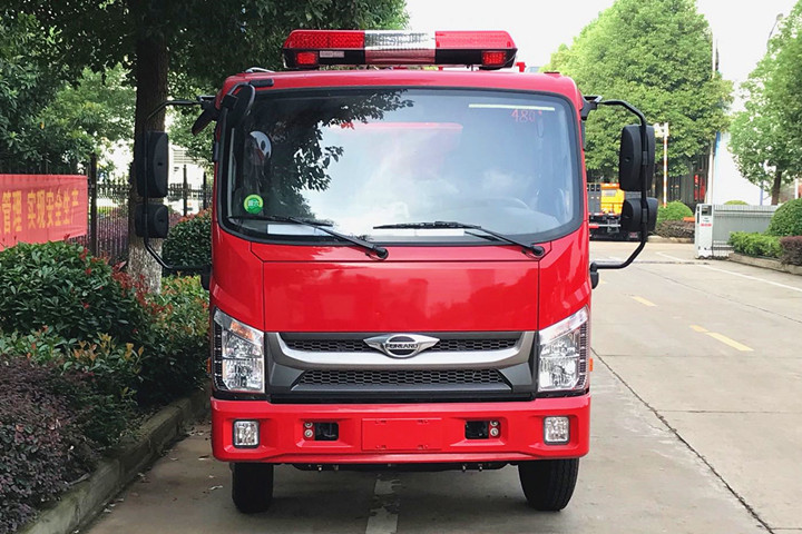 ����С��2.5��ˮ������܇�DƬ����(sh��)�c����r